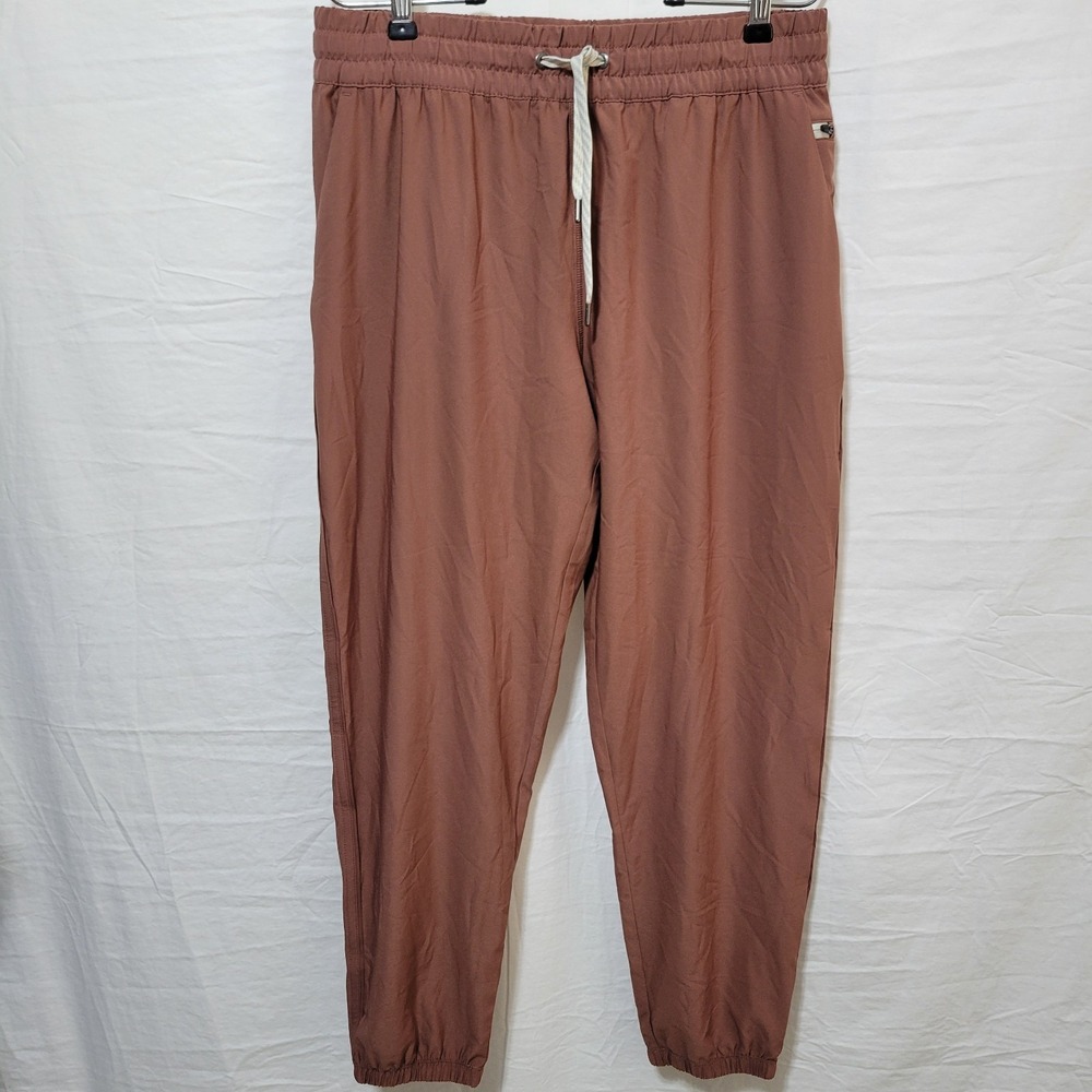 Vuori Women's Size Medium Weekend Joggers Orangey Brown Athletic Pants VW422
